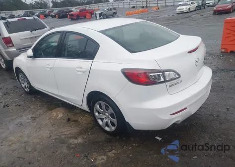 2013 Mazda Mazda3 I Sv z USA, uszkodzony, nr VIN JM1BL1TF4D1833693